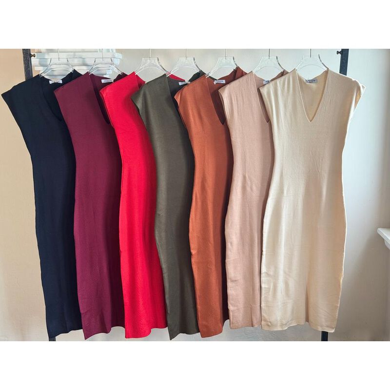 Vestido lapiz cuello V image number null