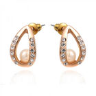 Aretes en Baño de Oro Rosa de 18K  de Gota con Perla Color Miel Y Cristales Blancos