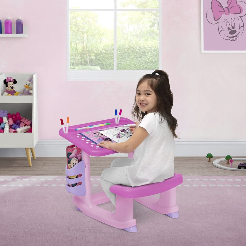 Escritorio Delta Children Disney Minnie Mouse C... image number null