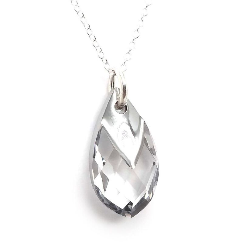 Set Collar y Aretes Pear Shaped Zvezda 0.925 Mu... image number null