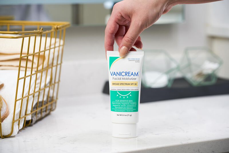 Crema Hidratante Vanicream Facial Spf 30, Prote... image number null