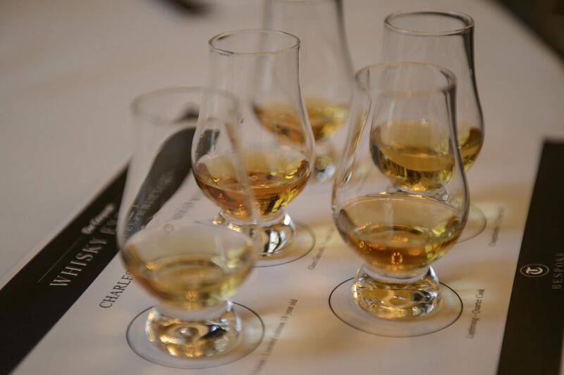 Juego De 6 Vasos De Whisky Glencairn En Caja De... image number null