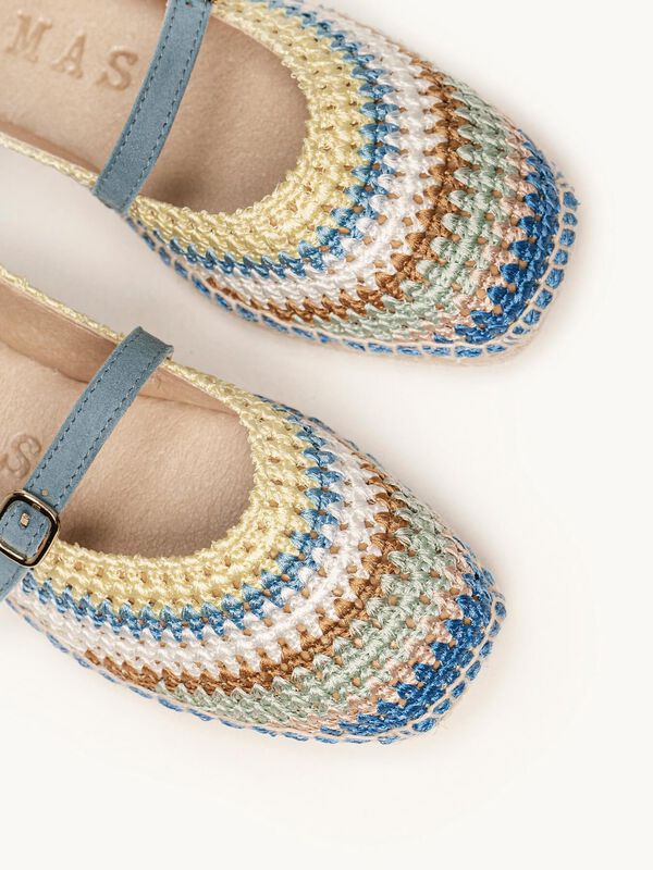 Campanilla Crochet Rayas Azul image number null