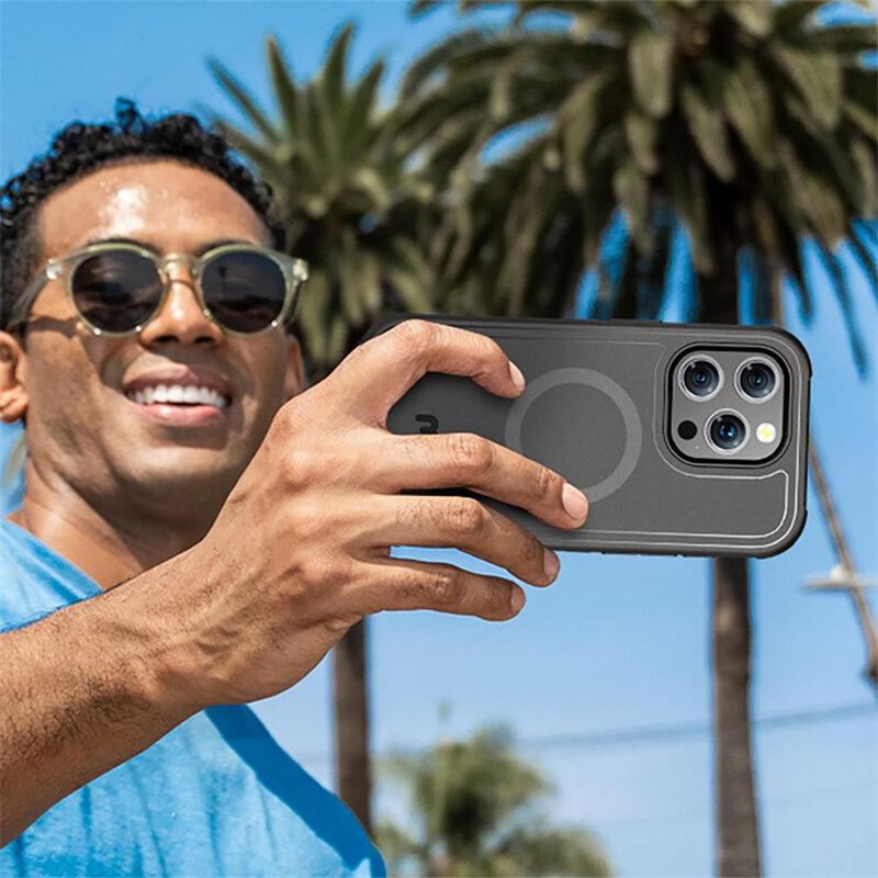 Funda Case MYBAT Maverick Rogue para iPhone 15 ... image number null