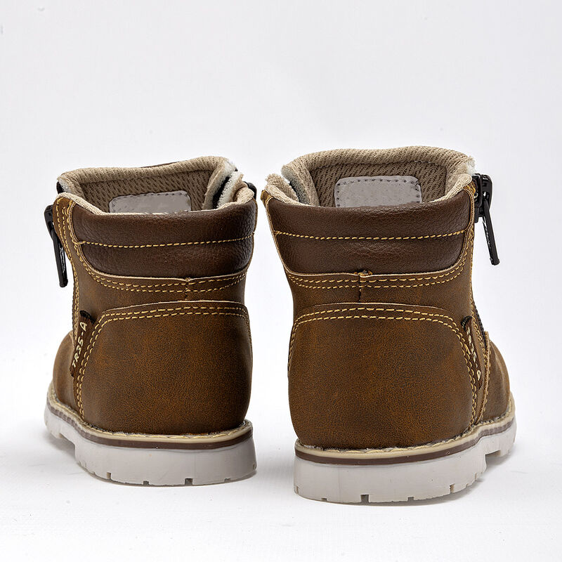 Tres-A Botitas para bebé niño. Café image number null