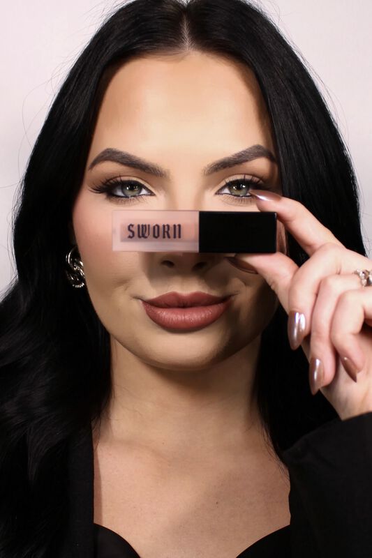 Labial L&iacute;quido Sworn Beauty Lovers Malva Mate image number null