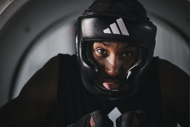 Careta Para Entrenamiento De Box Color Negro M image number null