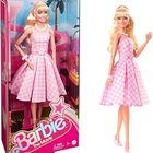 Barbie The Movie, Margot Robbie Mu&ntilde;eca De Colecci&oacute;n Con Vestido De Cuadros Rosa Y Blanco