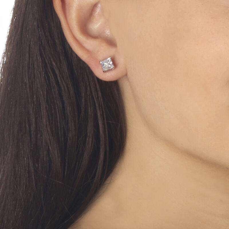 Aretes en Baño de Oro Blanco de 18K con Cristal... image number null
