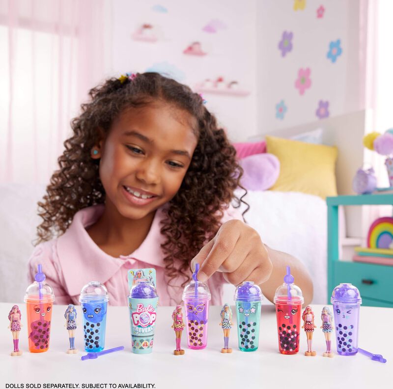 Mu&ntilde;ecas Barbie Mini Barbie Land, Paquete De 5, ... image number null