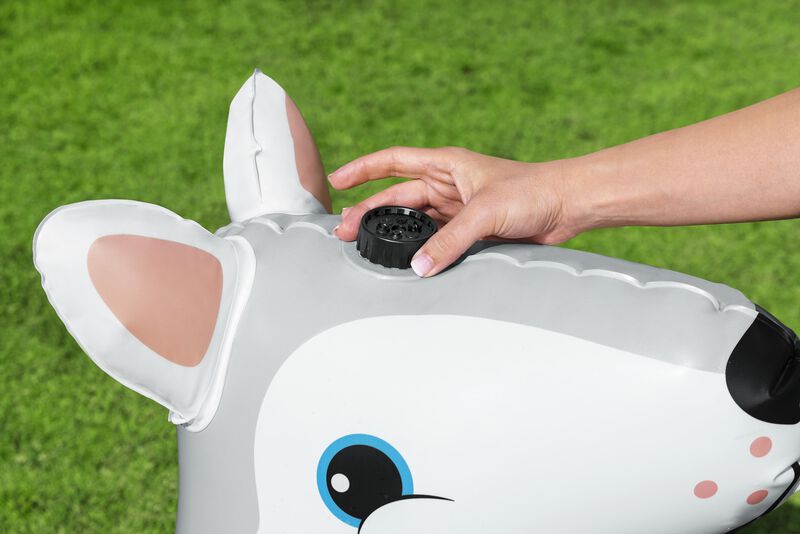 Perro Huzky Inflable 1.12x.44x1.00cm Lanza Agua... image number null