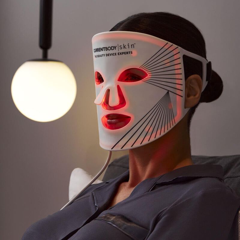 Mascarilla Facial LED CurrentBody Skin Rojo e I... image number null