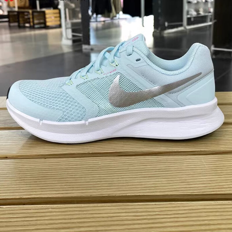 Tenis Deportivo Nike Run Swift 3 DR2698-402 image number null