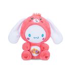 Cinnamon roll como Love a lot bear Care Bears &  Hello Kitty,