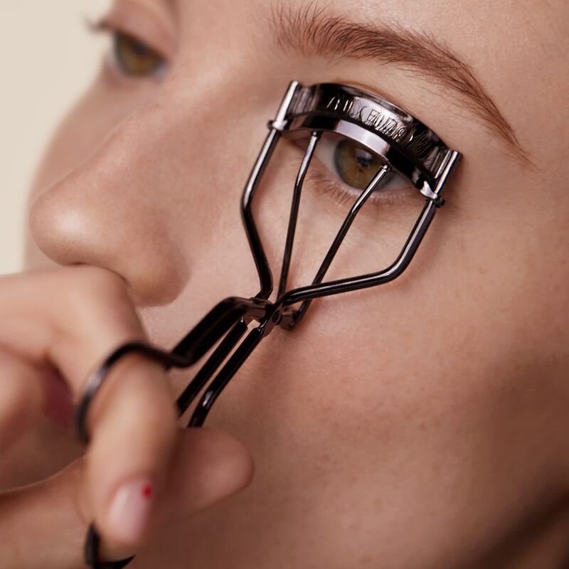 Rizador De Pesta&ntilde;as Shiseido Crimps & Curls Las... image number null