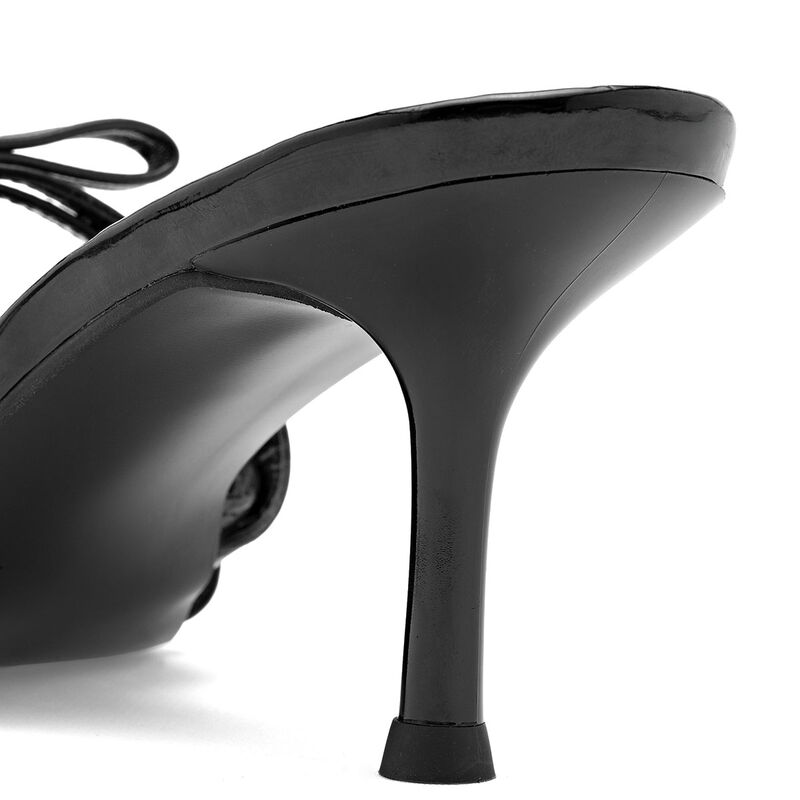 Lady Paulina Zapatilla Negro Para Mujer 147344c... image number null