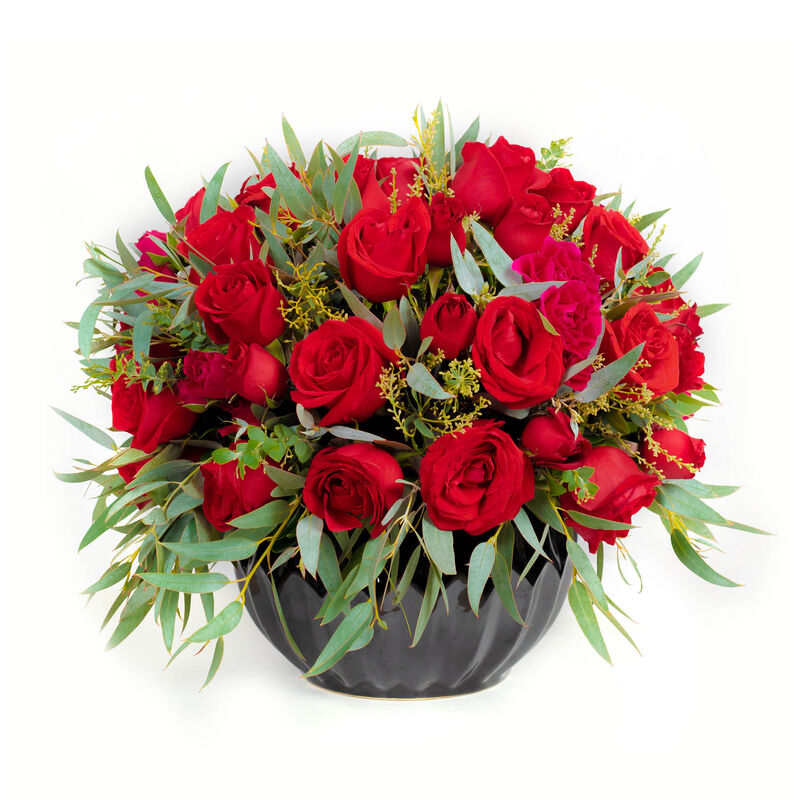 Arreglo de 50 Rosas en Base Cer&aacute;mica image number null