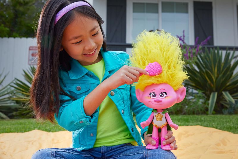 Mu&ntilde;eca Mattel Dreamworks Trolls Rainbow Hairtun... image number null