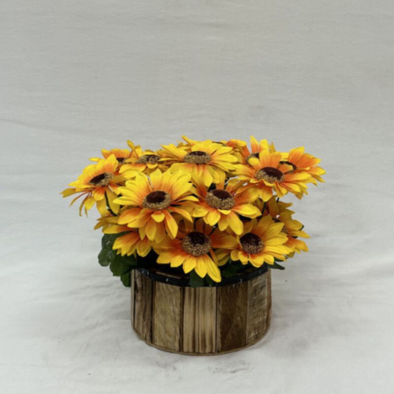 Arreglo con Girasoles image number null