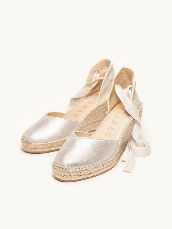 Romero Cu&ntilde;a Media Ante Metal Plata image number null