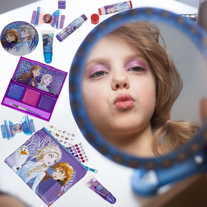 Set De Maquillaje Cosm&eacute;tico Y Belleza Townley G... image number null
