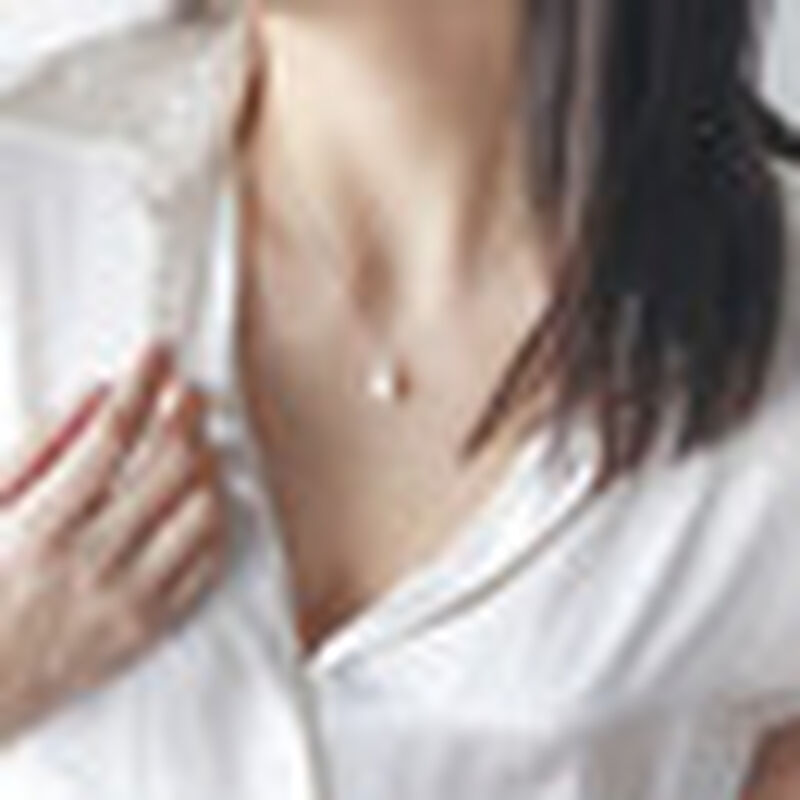 Dije Perla Blanca con Cadena De Plata image number null