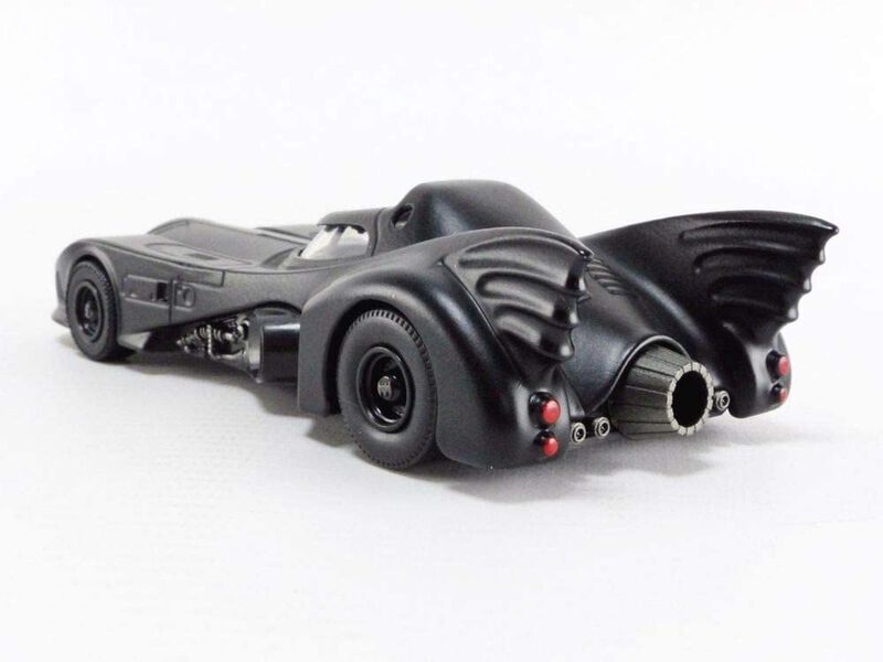Jada Toys Dc Comics 1:32 1989 Batmobile - Coche... image number null