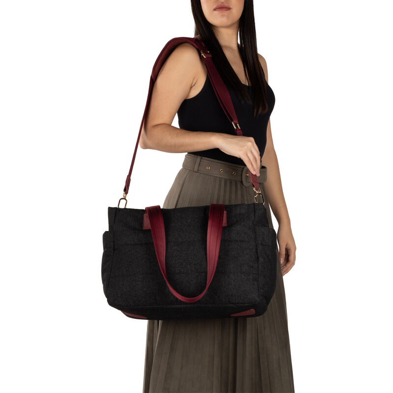 Pa&ntilde;alera Duffle Bag Mediana Con Rubber Color Ne... image number null
