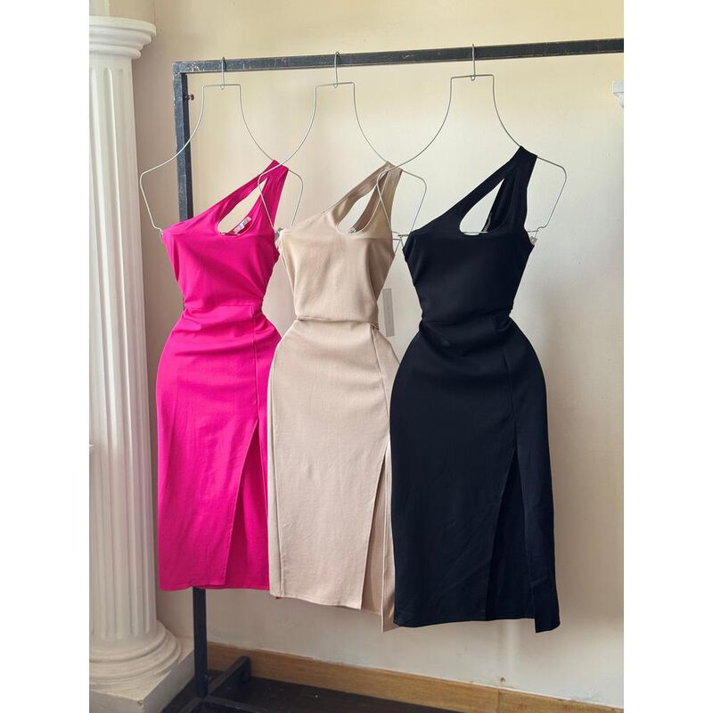 Vestido asim&eacute;trico image number null