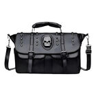 Bolso Tote Negro con Remaches Calavera