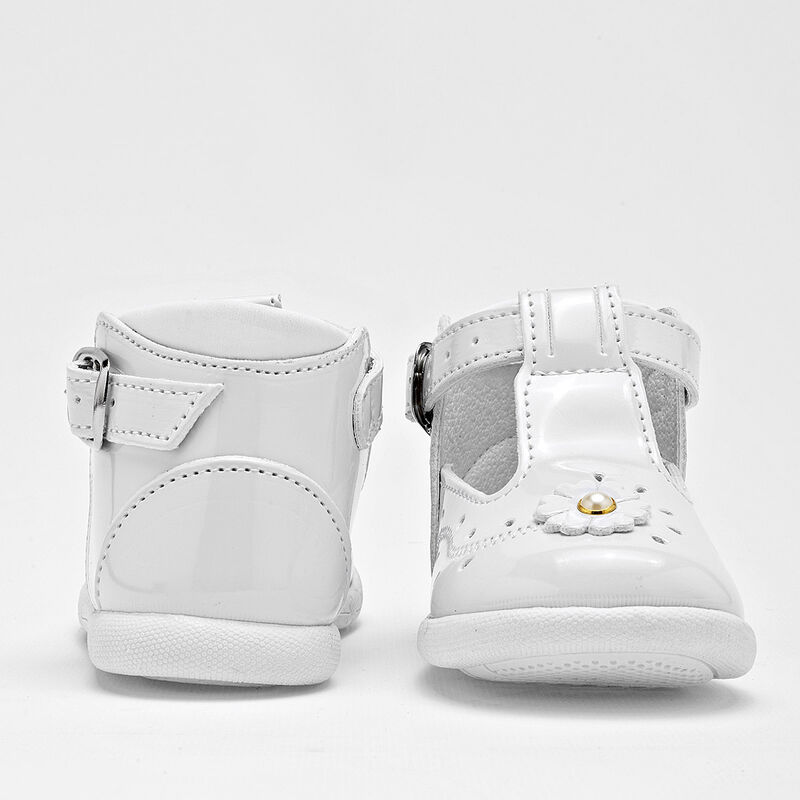 Chaparrin Zapatitos para beb&eacute; ni&ntilde;a. Blanco image number null