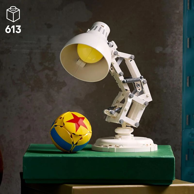 LEGO IDEAS DISNEY PIXAR LUXO JR. 21357 image number null