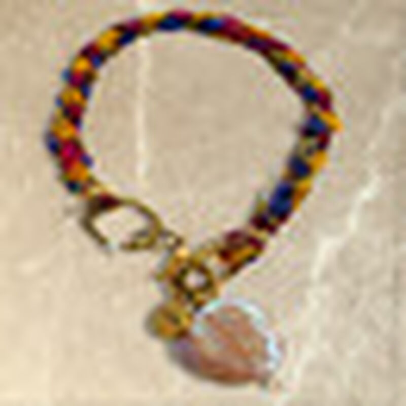 Pulsera Tejida Con Tela Y Dije Plano De Pirita ... image number null