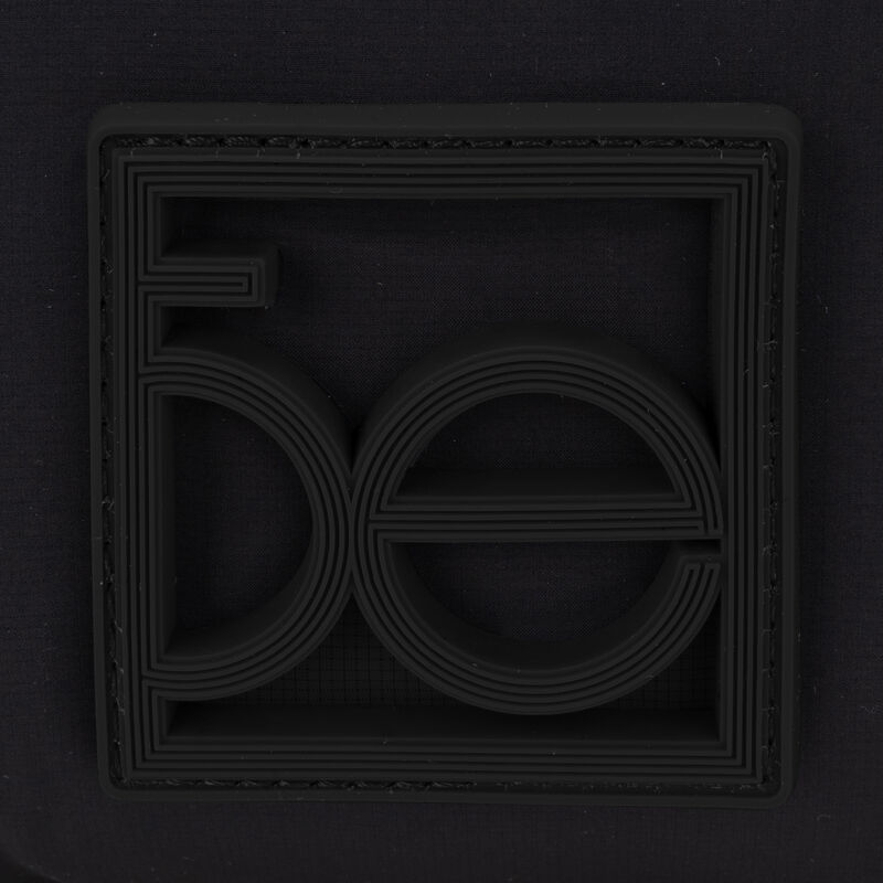 Bolsa Tote Mediana Con Asa Trenzada Color Negro image number null