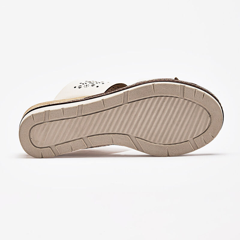 Been Class sandalia piso para mujer latte cod 1... image number null