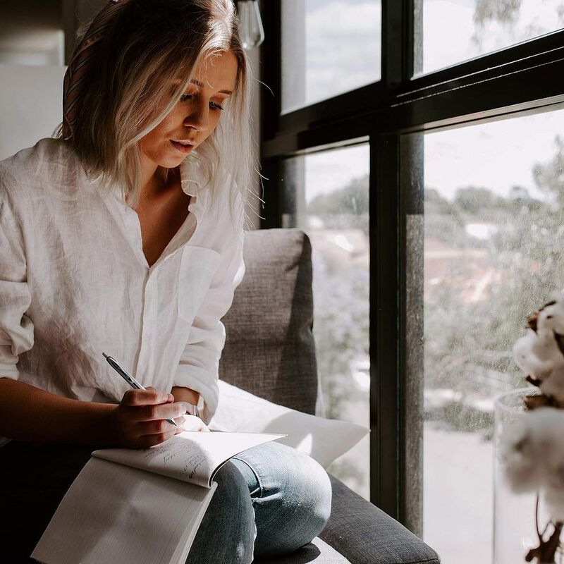 Uniball 207 Bolígrafo de gel retráctil, punta m... image number null