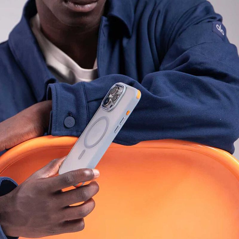 Funda PRODIGEE Formula Mag para iPhone 16 PRO G... image number null