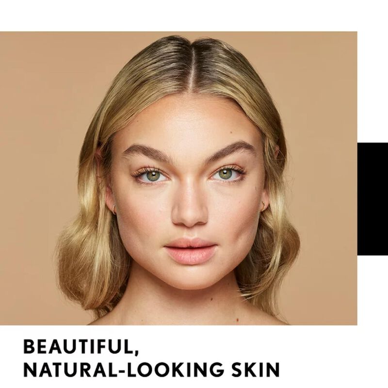 Maquillaje L&iacute;quido Covergirl Trublend Classic I... image number null
