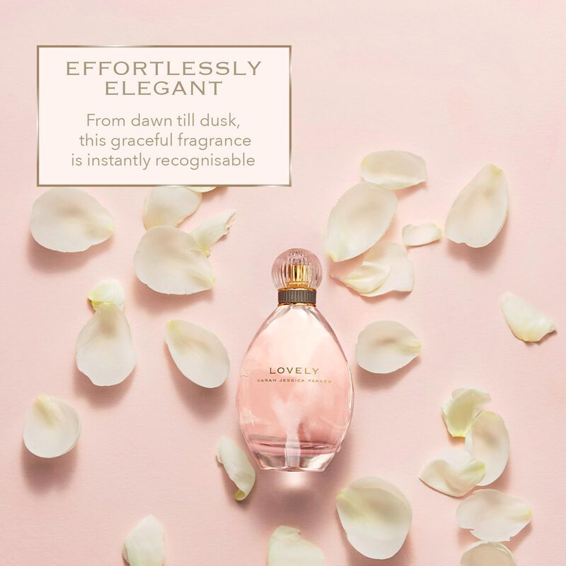 Perfume Sarah Jessica Parker Lovely Eau De Parf... image number null