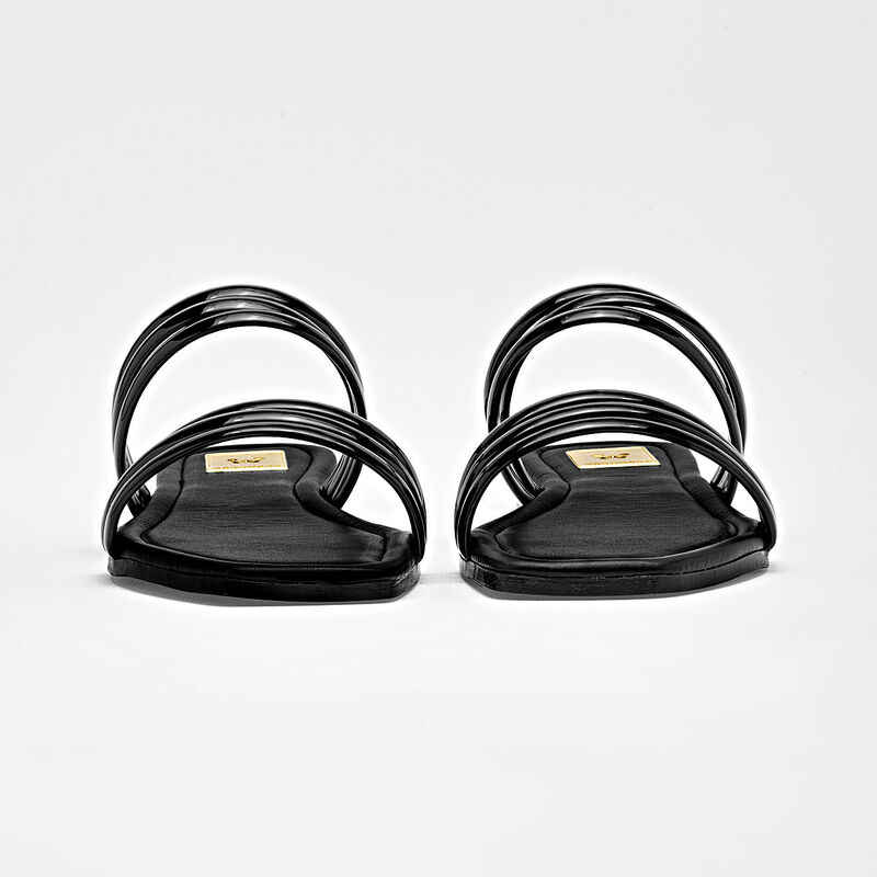 Moramora sandalia piso para mujer negro charol ... image number null