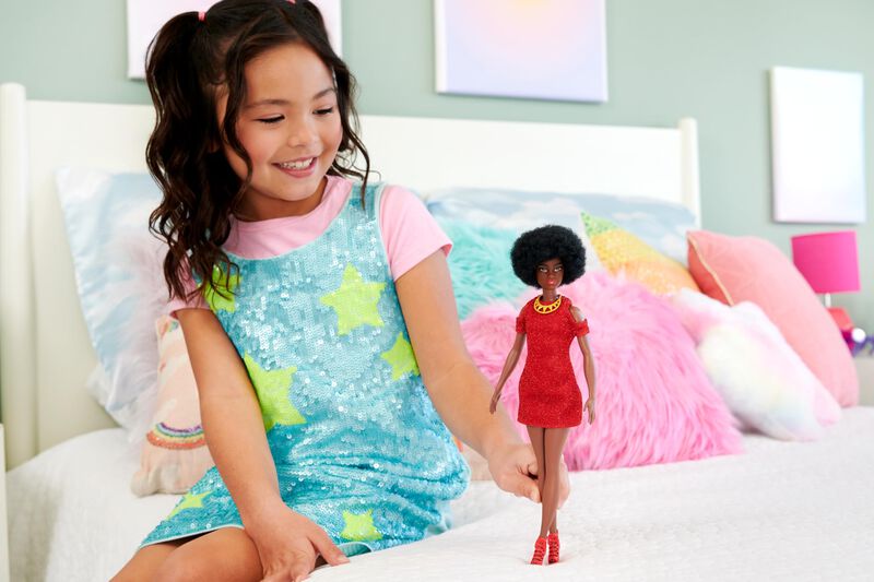 Mu&ntilde;eca De Moda Barbie Fashionistas #221 65&ordm; Ani... image number null
