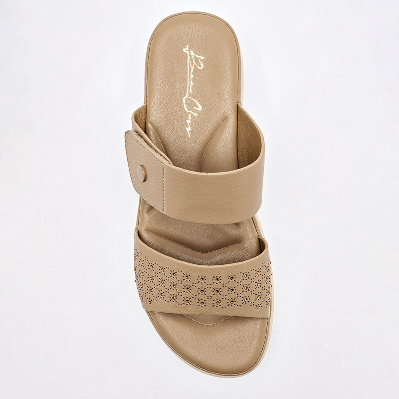 Been Class sandalia plataforma para mujer beige... image number null
