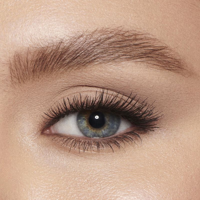 Gel Para Cejas Charlotte Tilbury Legendary Brow... image number null