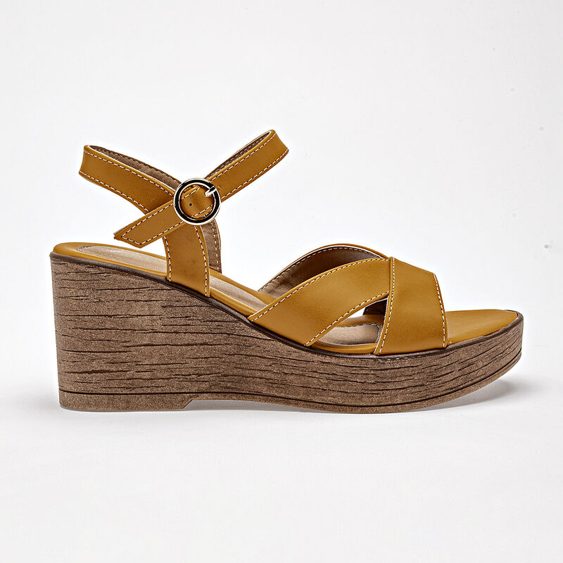 Been Class sandalia plataforma para mujer amari... image number null