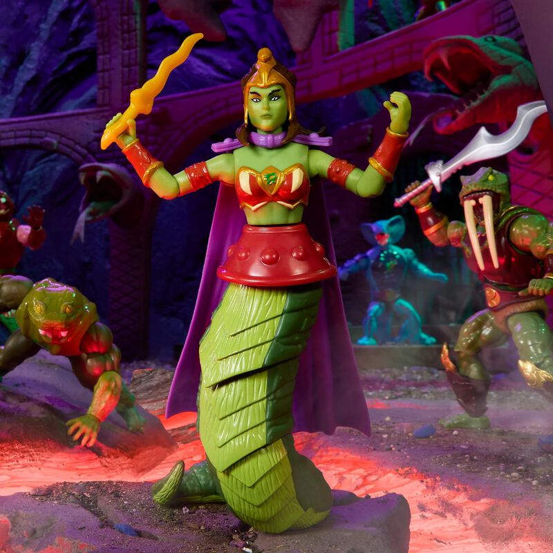 Figura De Acci&oacute;n Lady Slither De Masters Of The... image number null