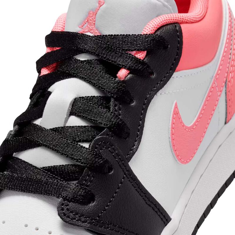 Tenis Nike Para Mujer Air Jordan 1 Low Black Pi... image number null