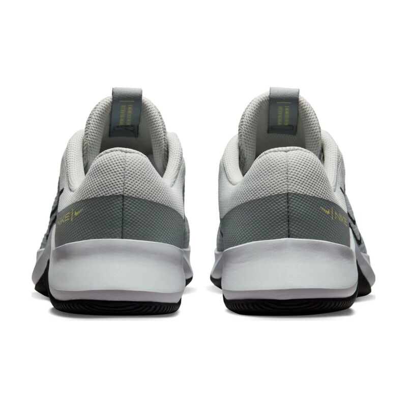 Tenis Deportivo Nike MC Trainer 2 DM0824-006 image number null