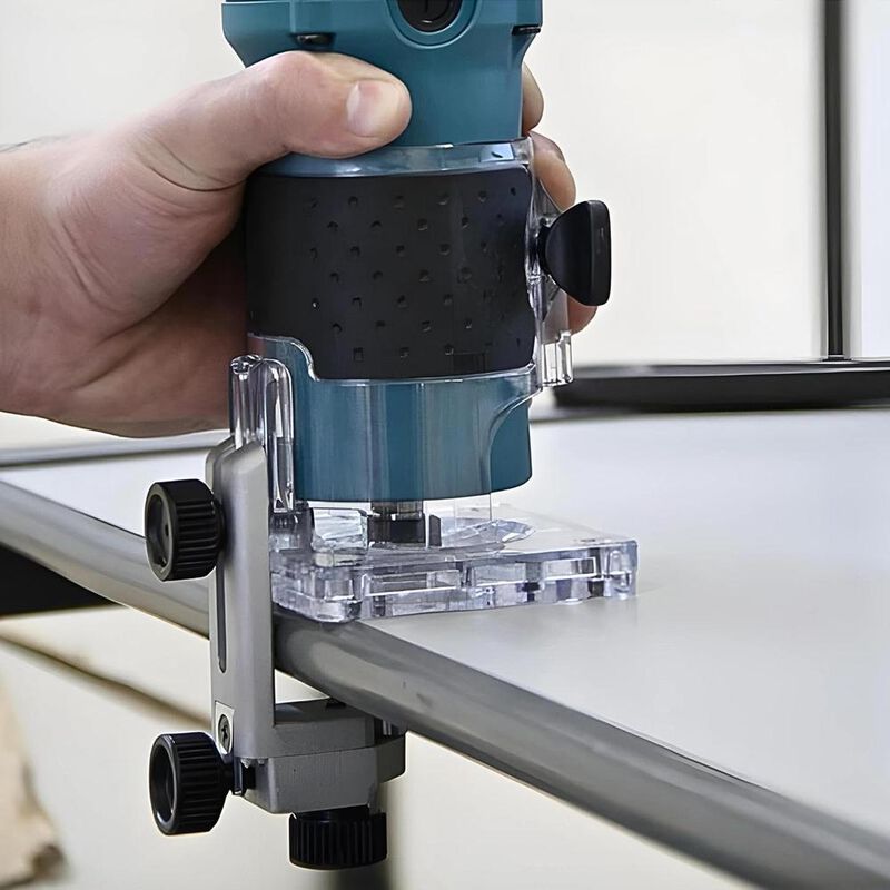 Router Makita 530W Profesional Modelo 3709 image number null