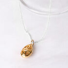 Dije huevito Nouveau de plata .925 con ba&ntilde;o de oro