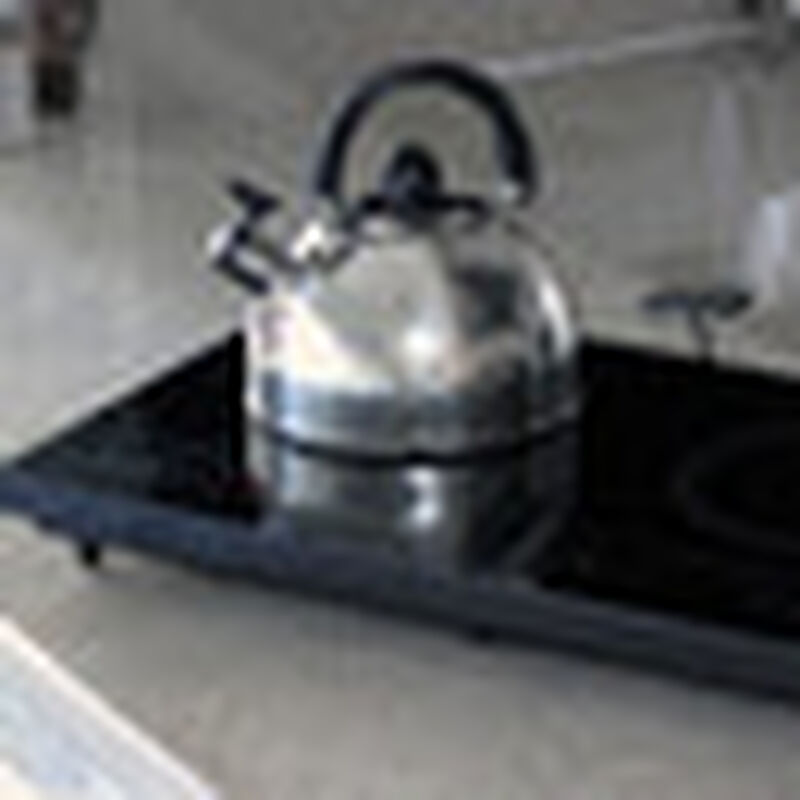 Tetera de Acero Inoxidable de 3 Litros image number null